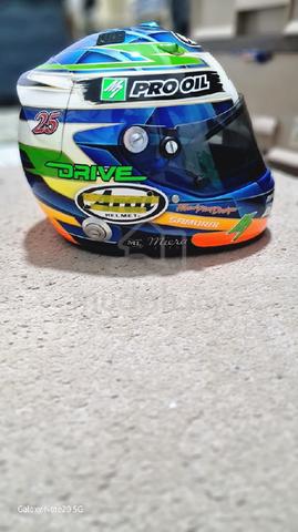 Helmet Arai Made in Japan.  - photo 3 of 6