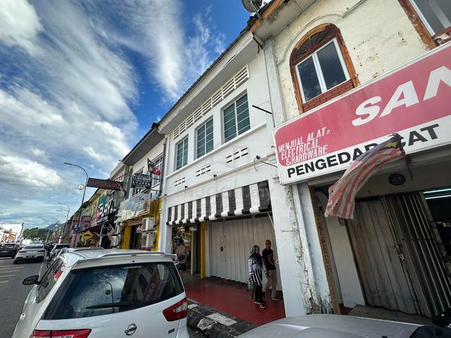 Bentong - Jalan Loke Yew (Shop Frontage only) 3
