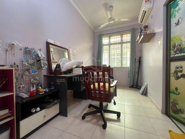 Double storey Terrace house corner lot For Sale 1