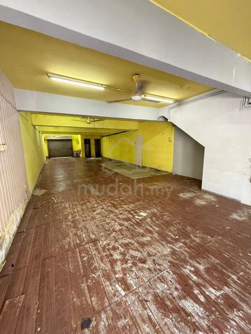 Ground Floor Shoplot For Rent Facing Main Road At Bukit Sentosa Rawang 1