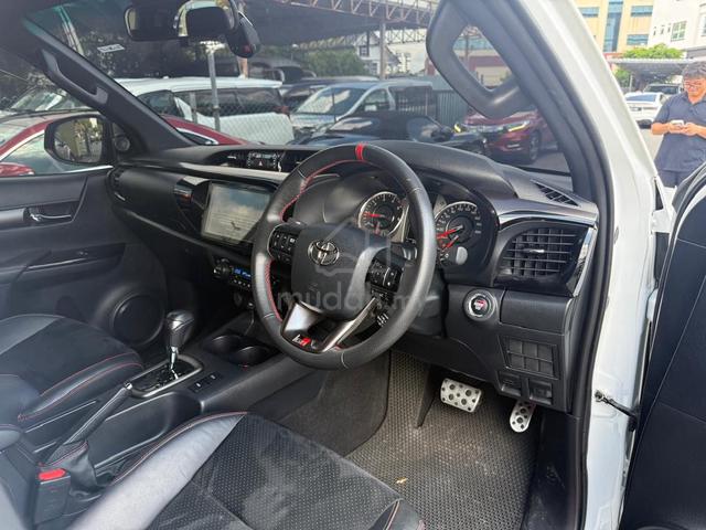 2023 Toyota HILUX 2.8 GR SPORT (A) - 5