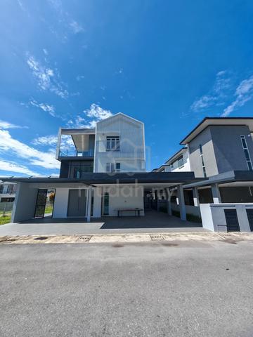 For Sale - 3 Storey Duplex Detached@La Promenade Precinct Grande 1