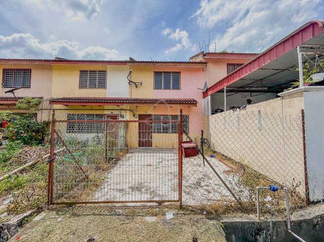 Full Loan! Double Storey Terrace @Taman Matang Jaya, Sungai Buloh 1