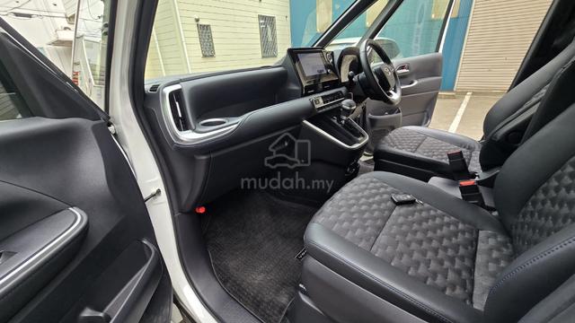 FUL0AN / OFFER KAW2 / 2022 Toyota VOXY 2.0 S-Z - 5
