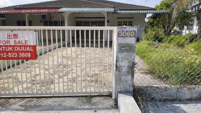 Rumah untuk DIJUAL. TAMAN orkid 1