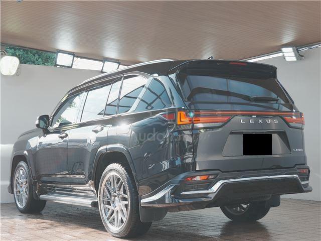 LEXUS LX600 3.4 7 SEATER / Mark levinson - 2