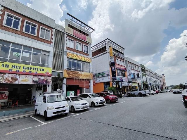 Tmn Nusa Sentral|3 Storey Shoplot|1St Floor For Rent|Facing Main Road 1