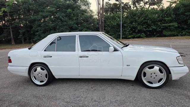 1995 Mercedes Benz E200 W124 - 2