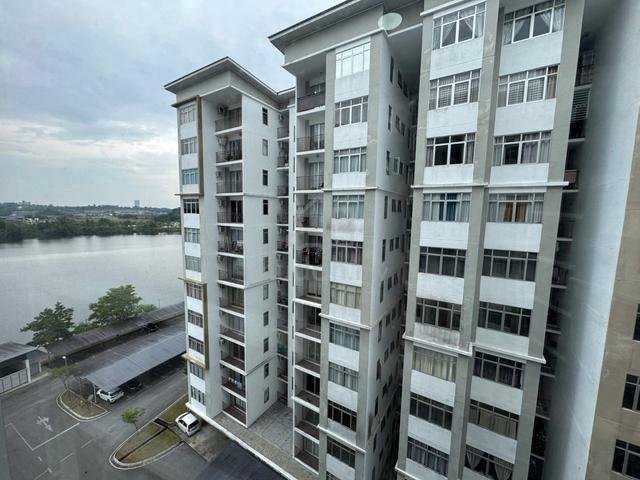 Residensi PR1MA Bintawa Riverfront 1
