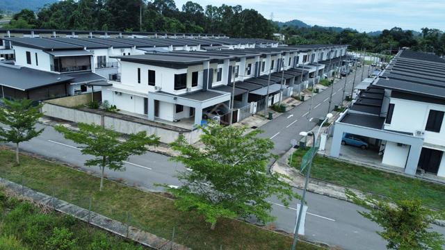 2 tingkat rumah teres moden di Papar @ Taman Hedy for sale 1