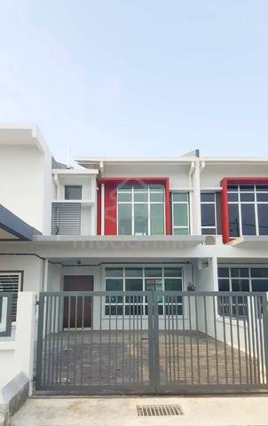 Maple 2 - 2-storey Terraced House for Sale, Stragtegic Location, BMV! 1
