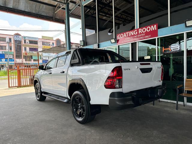 2020 Toyota HILUX 2.8 BLACK EDITION MY17 AN120 - 1
