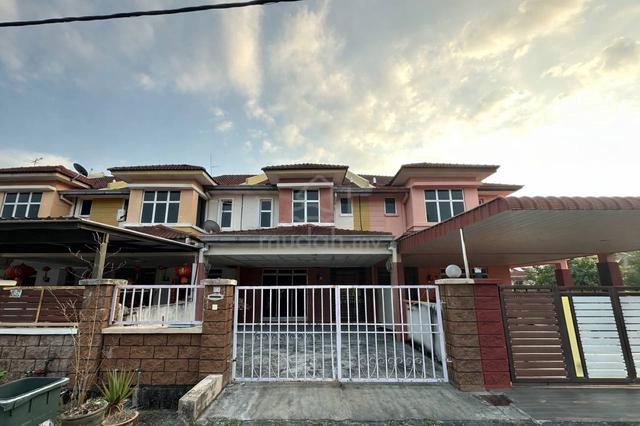 Teres Bandar Laguna Merbok Below MV - Open Facing + Fully Tiles 1