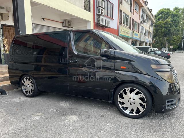 2003 Nissan ELGRAND 3.5 V (A) - 1