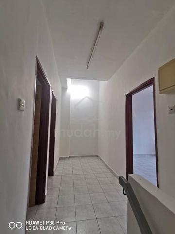 Setia Indah 2-storey 4bed 2bath / Aeon Tebrau 1