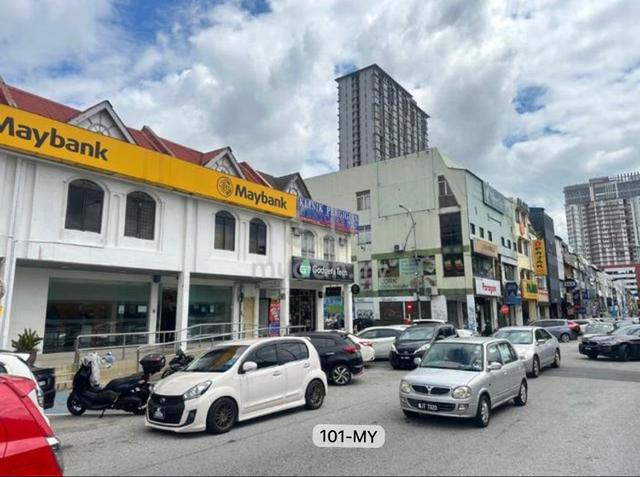 Hot &Eyescatching Locationš„CORNER 2sty Shop Lotļ¼Subang Jaya SS15ļ¼Rent 1