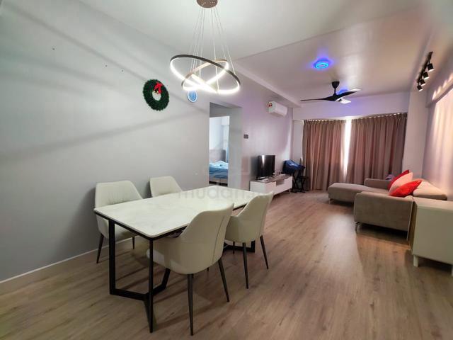 Main Place Residence 1