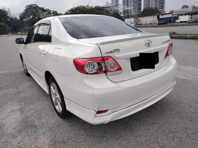 Toyota COROLLA ALTIS 1.8 (A) SUPER CLEAN INTERIOR - 5