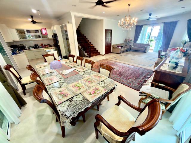 4300sqt + Renovated + Extend + Semi D The Residency Rimba Riang 1