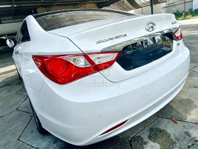 Hyundai SONATA 2.0 moon roof malaysia best110km - 4