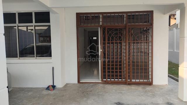 1.5 Storey Semi D|Masai|Megah Ria|Near Seri Alam| Available Now| 1
