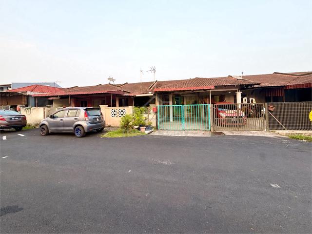BOOKING 1000 Fasa 7 Bandar Tasik Kesuma Semenyih Single Storey Terrace 1