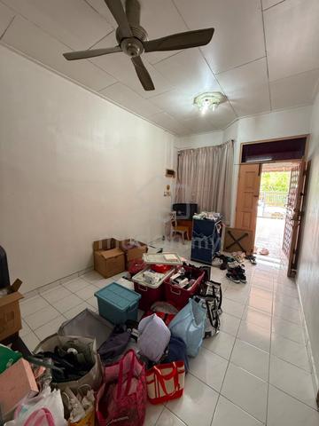 Single Storey Terrace House @ Taman Senai Utama 1