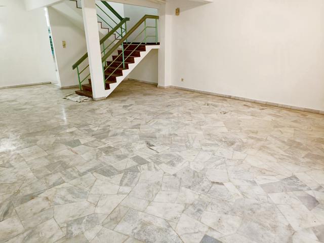 (Bank Value 700k) Klang Parade Jalan Meru 22x75 Double Storey LRT3 1