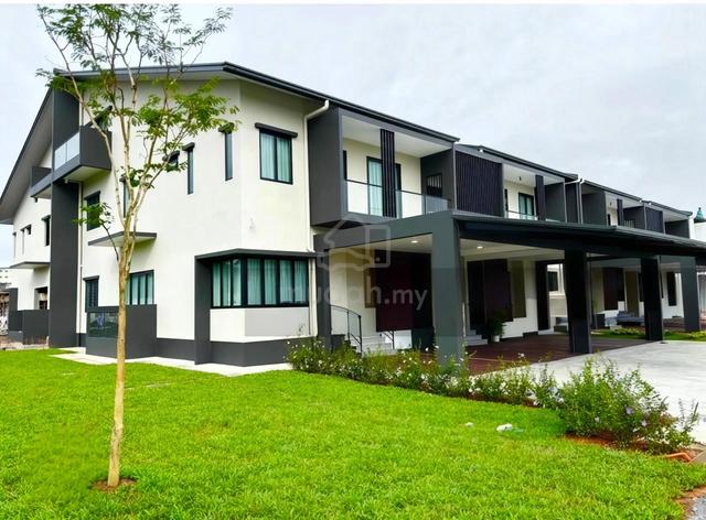 Ready To Move In~ Gated & Guarded Townhouse - Kensho Cove Pines Square 1