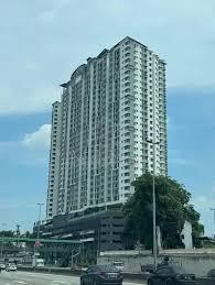 The Louvre @ Country Heights 1