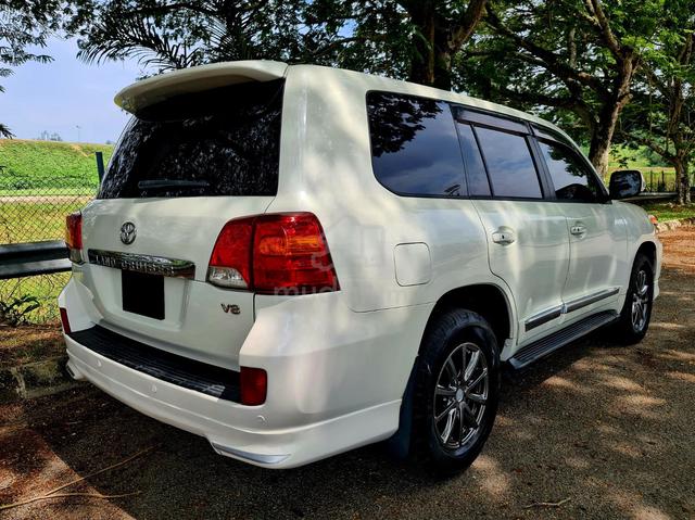 Toyota Landcruiser 4.6 AX 7Seater Bodykit Android - 2