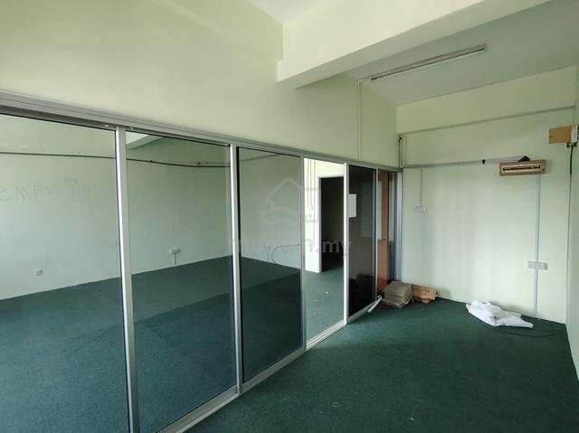 1st Floor Office (24*65sf) Reko Sentral Kajang for rent 1