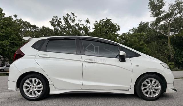 Full Service Honda 2019 JAZZ 1.5 FACELIFT (A)F/L - 5
