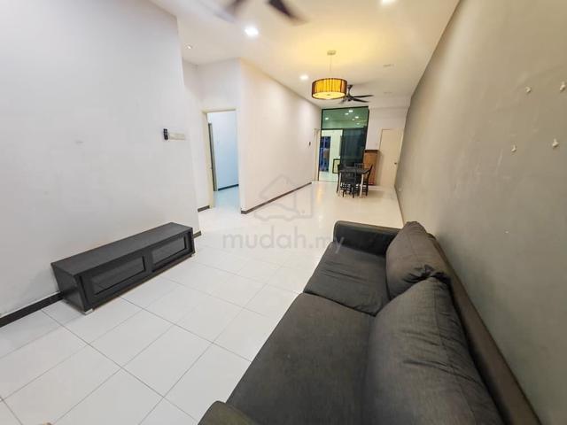 Townhouse for Sale The Lake Residence Puchong Facing Lake 22x80 1