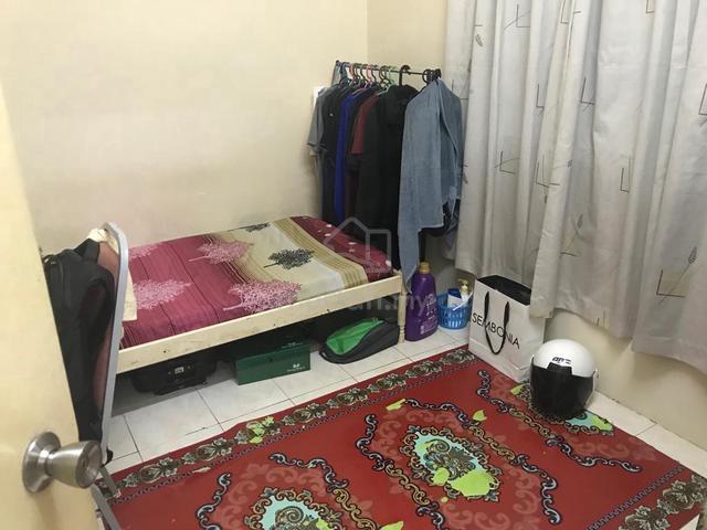 Partially Furnished Apartment Room For Rent At Desaminium Rimba 1