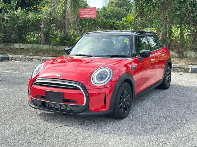 2022 Mini COOPER F55 4 Door Union Jack 21k Mileage - 3