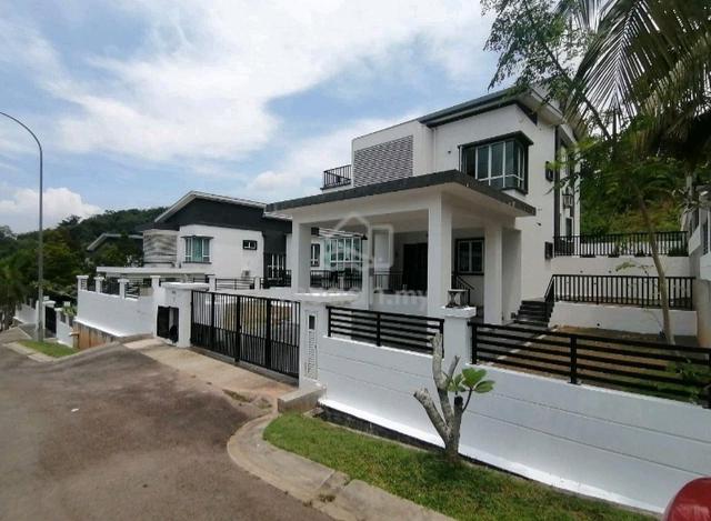 Below Market Bungalow Sg Merab Kajang Near Putrajaya, Serdang 1