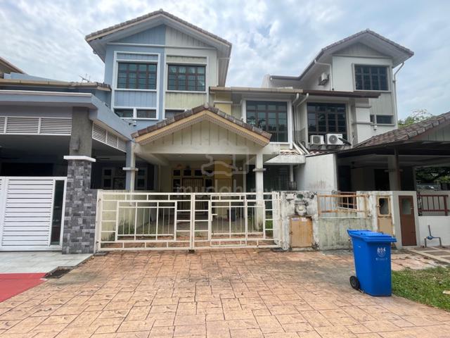 SHAH ALAM Alam Villa 3 Storey Superlink House, Seksyen 7, Shah Alam 1