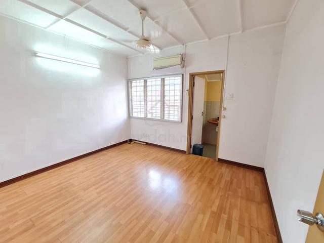 Taman Kajang Raya Sungai Chua 2storey House, 22x88 Renovated 1