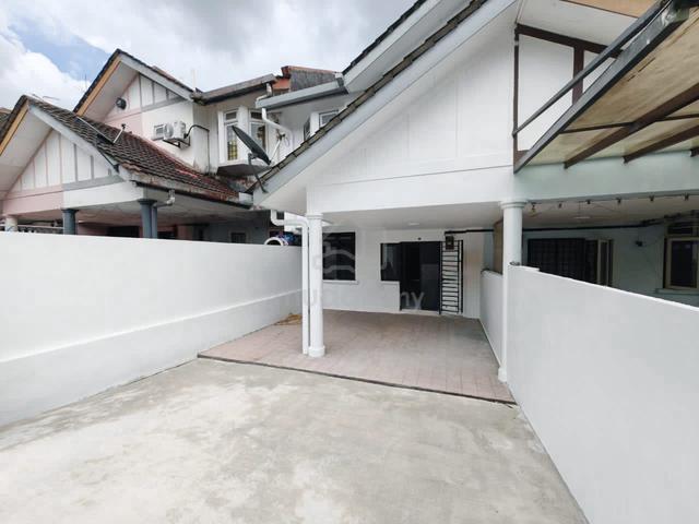 RUMAH SIAP DUDUK BARU SIAP RENOVATE - PERJIRANAN TENANG - bukit tiram 1