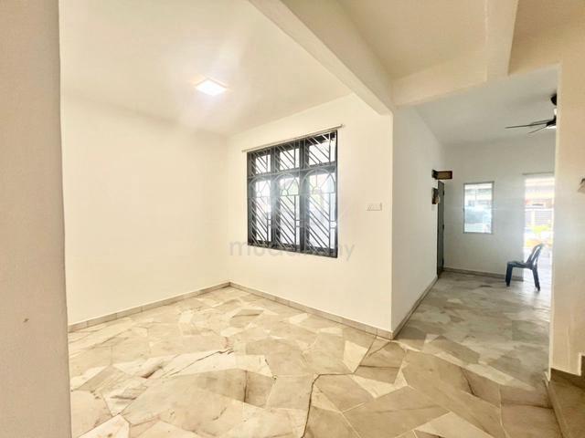Rumah 2Tingkat Kapar Renovated Open Title 4Bilik Taman Sementa New 3