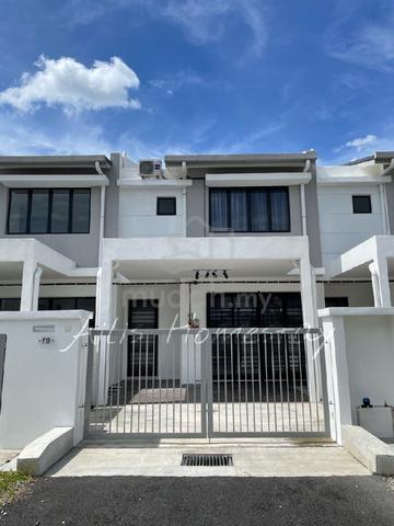 FOR SALE Dengkil Jenderam 1