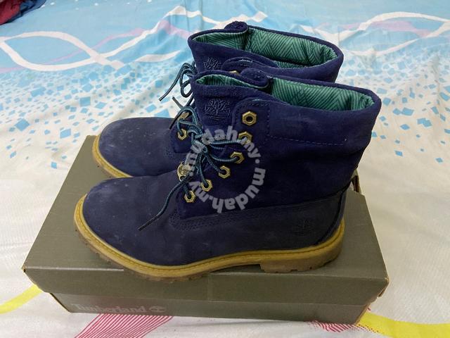 Timberland Premium 6 inch waterproof boots - 24cm - Shoes for sale