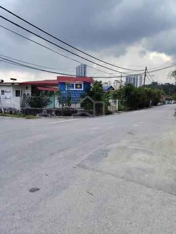 Single storey terrace house Puchong Batu 14 for sale 1