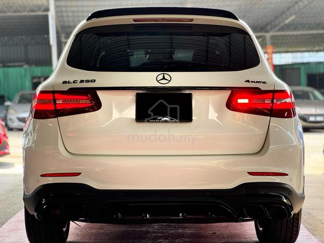 NEW STOCK, FACELiFT MERCEDES GLC250 2.0 AMG P/BOOT - 2