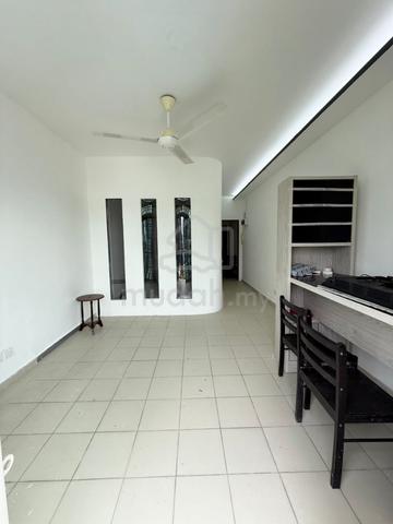 Lake View Suites 1