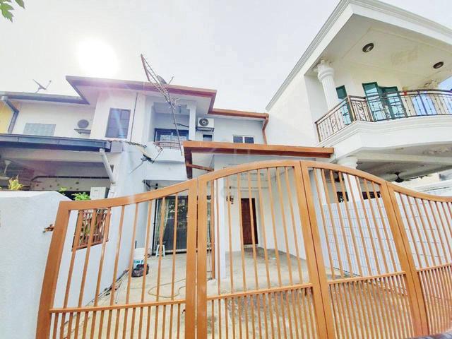 EXTENDED KITCHEN Double Storey Taman Desa Serdang Seri Kembangan 1