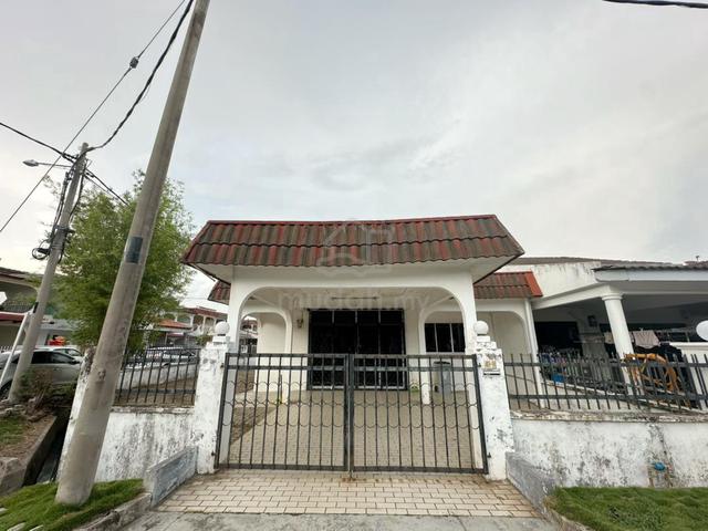 Kampung Enam Freehold Single Storey Terrace Corner Lot, Melaka City 1