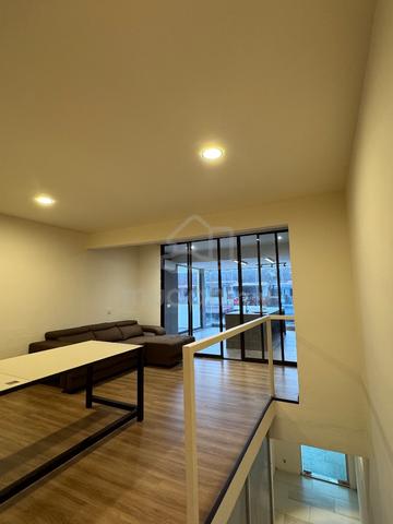 Working town house 1 room c/w 2 Carpark Bercham 2