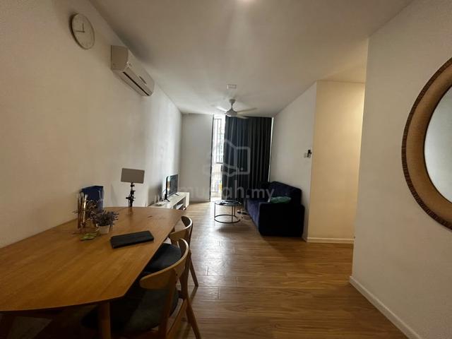 LakeFront Residence 1